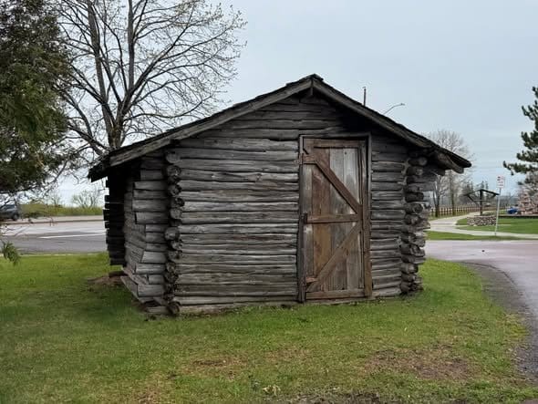 hut in Wisconson